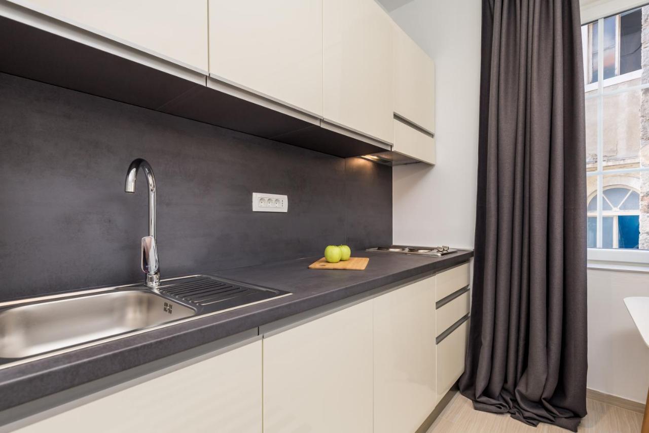 Apartments Harbour View Rijeka Bagian luar foto